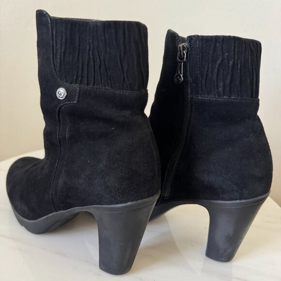 Blondo Loann Ankle Booties, AquaProtect Black Suede, Size 7.5 - Picture 5 of 15